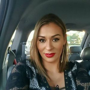 Meet your Posher, Aura